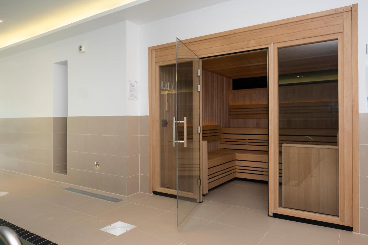 5 Putsborough - Luxury Apartment At Byron Woolacombe, Only 4 Minute Walk To Woolacombe Beach! Exterior foto