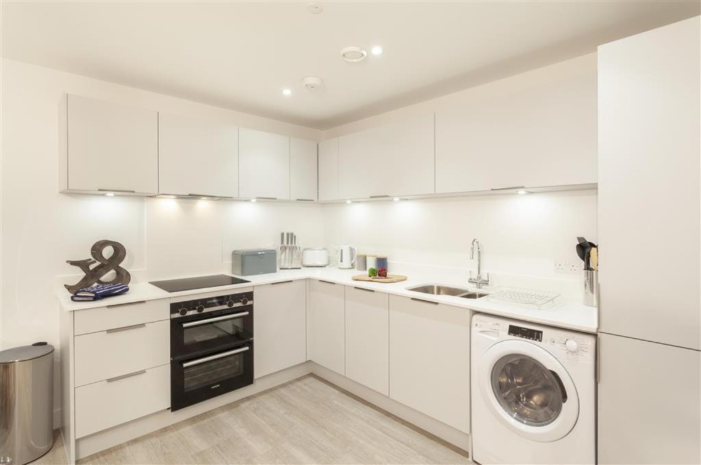 5 Putsborough - Luxury Apartment At Byron Woolacombe, Only 4 Minute Walk To Woolacombe Beach! Exterior foto